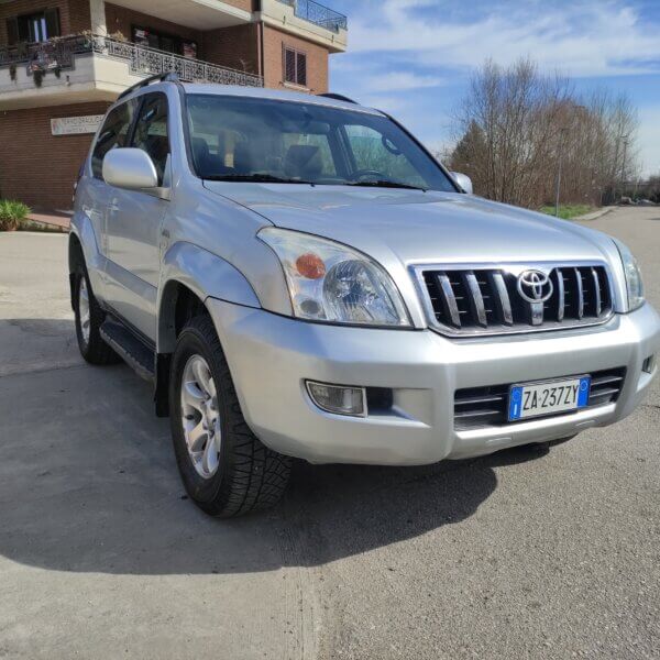 Toyota Land Cruiser KDJ 125 3.0 tdi - immagine 5