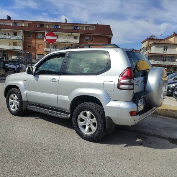 Toyota Land Cruiser KDJ 125 3.0 tdi - immagine 11