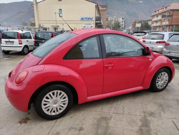 Volkswagen New Beetle 1.9 TDI 90cv - immagine 3