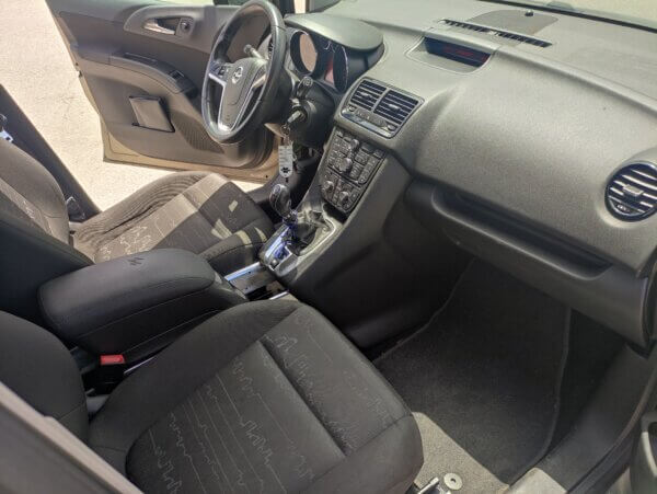 Opel Meriva 1.3 CDTI ecoFLEX Cosmo - immagine 10