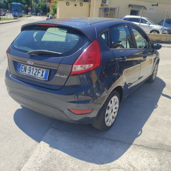 Ford Fiesta 1.2 16V 82CV 5p. Titanium Bs. "GPL" - immagine 4