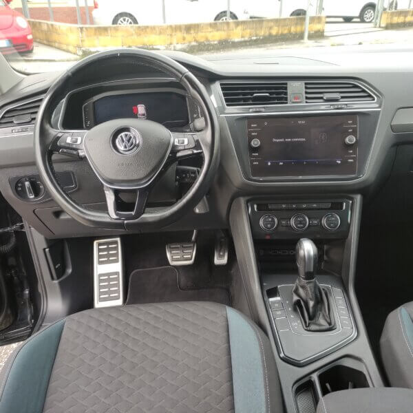 Volkswagen Tiguan 2.0 IQdrive TDI DSG BlueMotion - immagine 8
