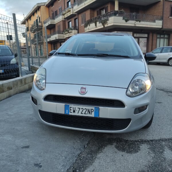Fiat Punto 1.3 MJT II 75 CV 5 porte Street - immagine 7