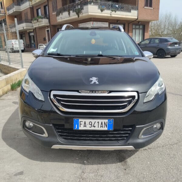 Peugeot 2008 BlueHDi 100 Allure - immagine 2