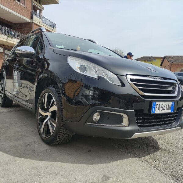 Peugeot 2008 BlueHDi 100 Allure - immagine 3