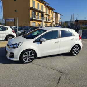 Kia Rio 1.4 CRDi 5p. Cool