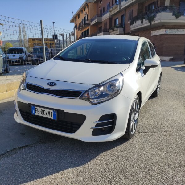 Kia Rio 1.4 CRDi 5p. Cool - immagine 2