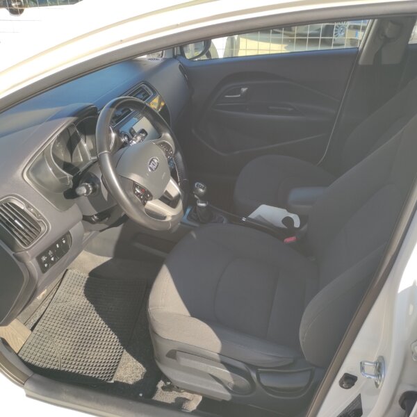 Kia Rio 1.4 CRDi 5p. Cool - immagine 6