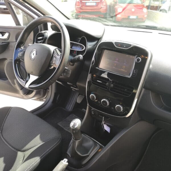 Renault Clio dCi 8V 75CV Start&Stop 5 porte Energy - immagine 4