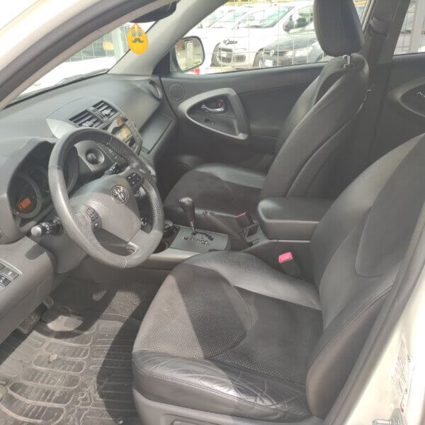 Toyota RAV 4 RAV4 Crossover 2.2 D-Cat A/T 150 CV L - immagine 6